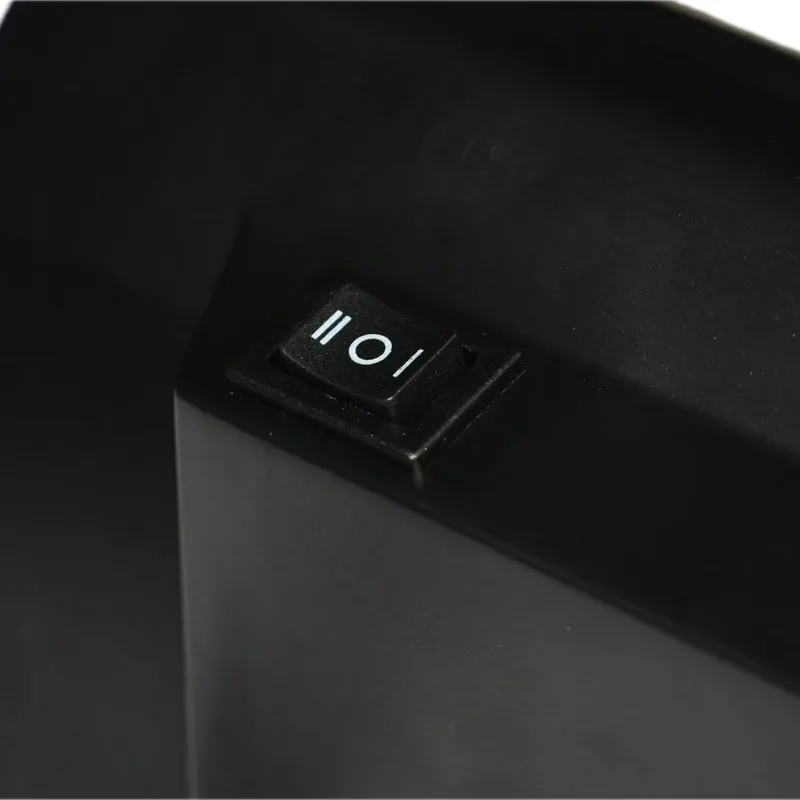 Lámpara UV Volteck 6 Interruptor de encendido de la lámpara UV Volteck, visto de cerca.